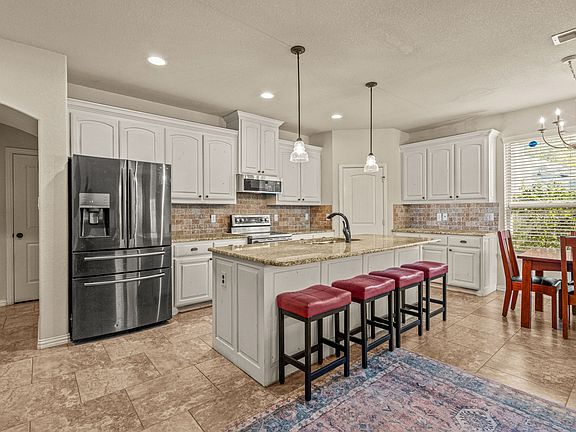 4th image of 108 Bosque Ct