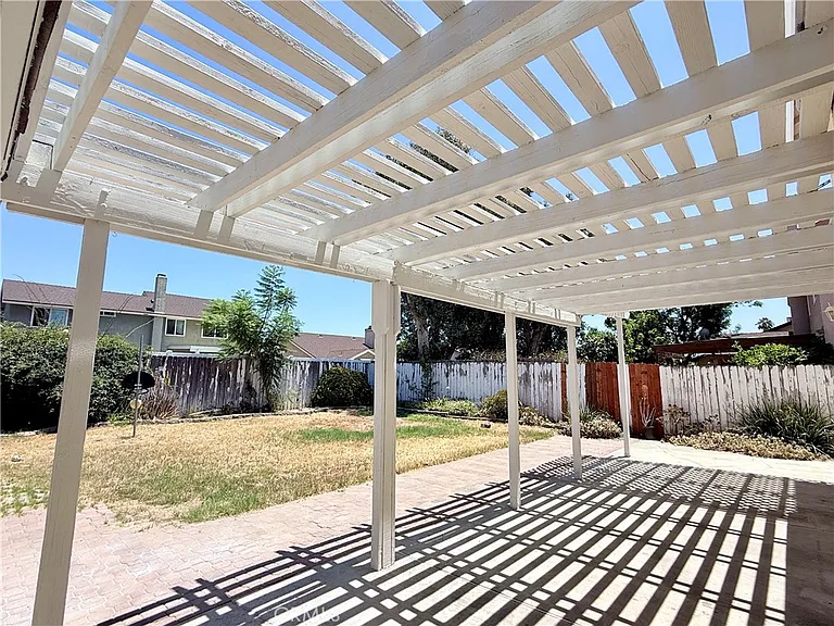 1360 N Hacienda Dr — Photo 19