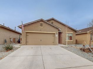 3019 Rio Maule Dr SW, Albuquerque, NM 87121