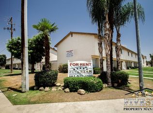4032 O St APT 13, Bakersfield, CA 93301