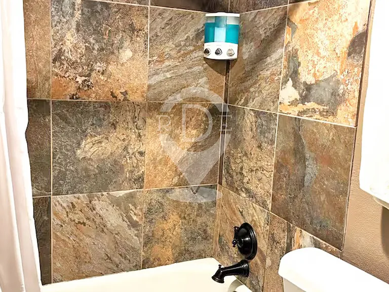 1700 Nueces St #208 — Photo 8