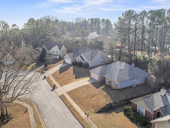 2nd image of 105 Eagle Way