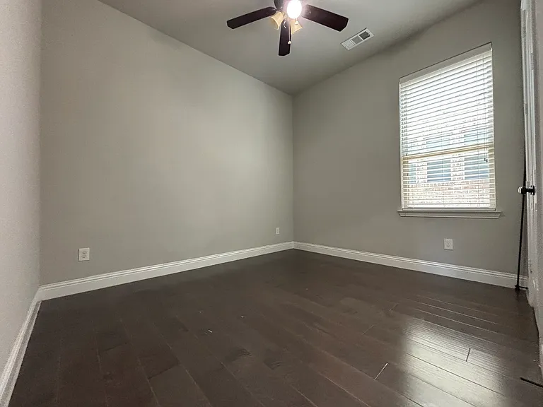 3421 Poinsettia Way — Photo 19