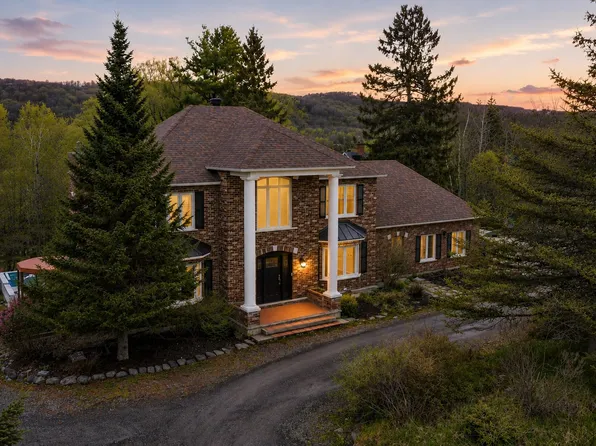 425 Rue Saguin, North Hatley, QC J0B 2C0