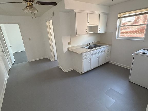 2nd image of 246 Basswood Ave #4