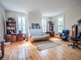 302 Schoolhouse Rd, Monroe Township, NJ 08831