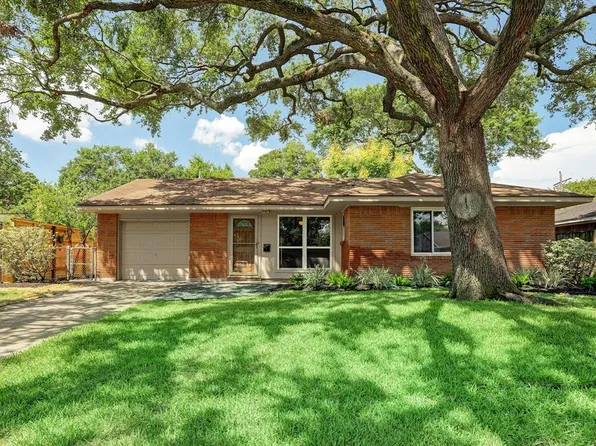 5230 Libbey Ln, Houston, TX 77092