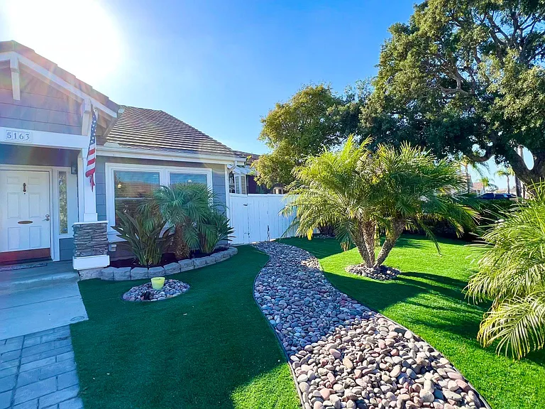 5163 Via Portola — Photo 34