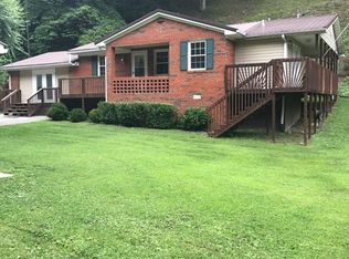 105 Lovins Ln, Bulan, KY 41722