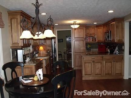 3rd image of 424 Chelmsford Dr