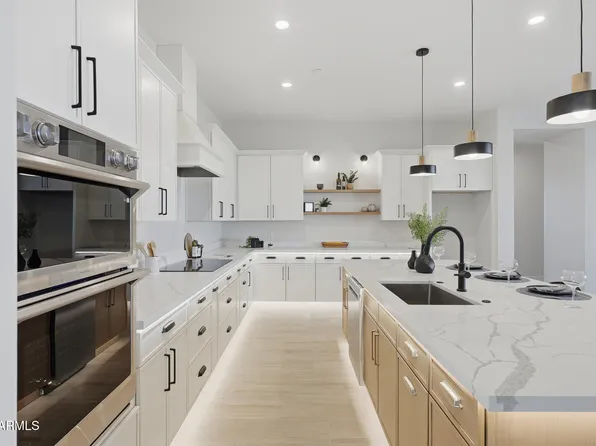 17743 W Dale Lane, Surprise, AZ 85387