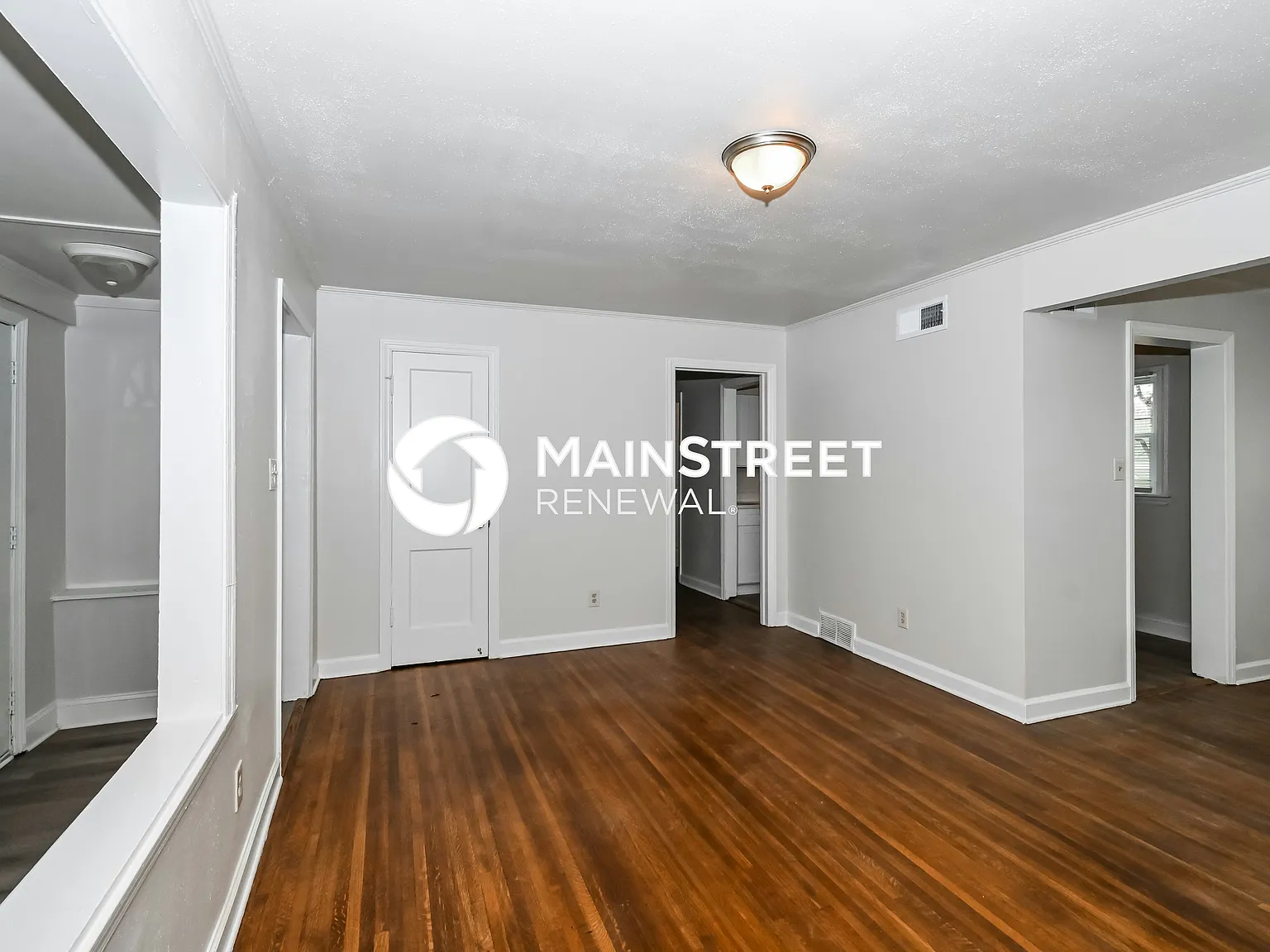 1249 Dearing Rd — Photo 3