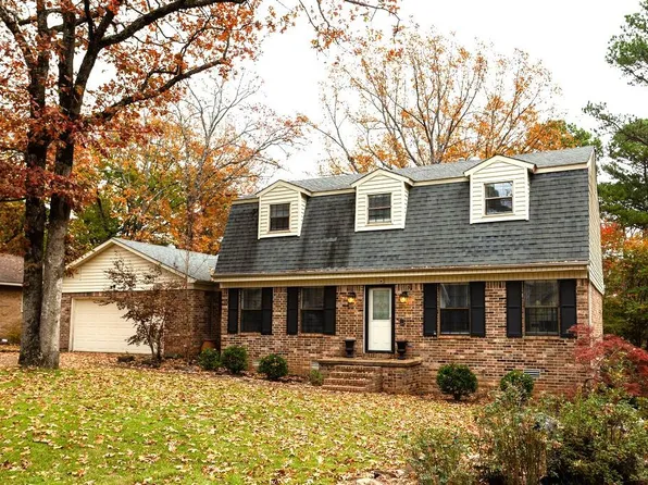 375 College Heights Dr, Batesville, AR 72501