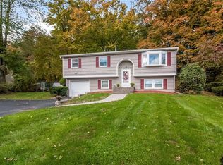 159 S Pascack Rd, Nanuet, NY 10954