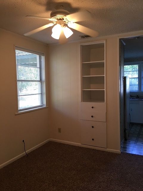 1st image of 711 Langdale Dr