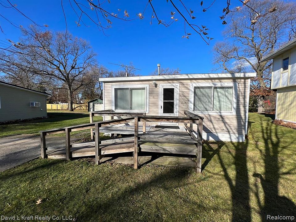 6910 3rd St, Caseville, MI 48725 Zillow