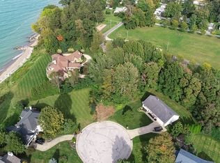 5755 Windjammer Ct, Madison, OH 44057