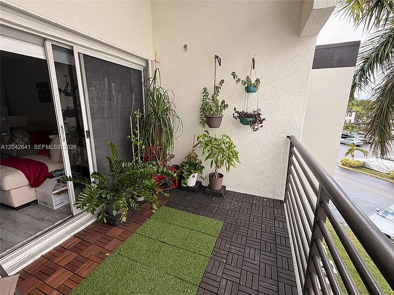9731 Fontainebleau Blvd #F314 — Photo 11