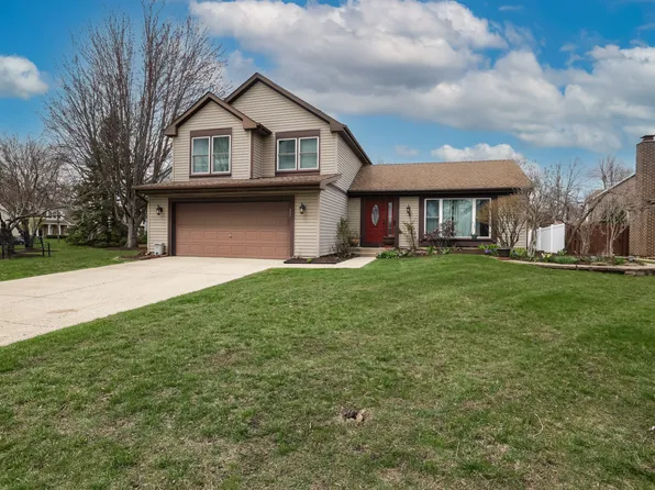 368 W Windsor Dr, Bloomingdale, IL 60108