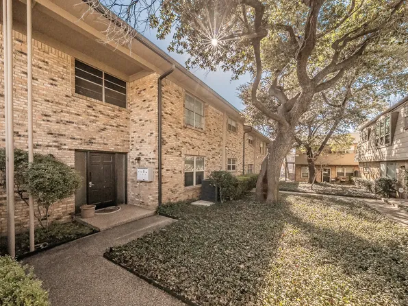 7937 Royal Ln APT 223, Dallas, TX 75230