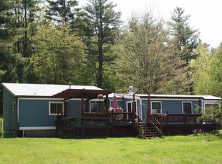 1420 Tamarac Rd, Troy, NY 12180