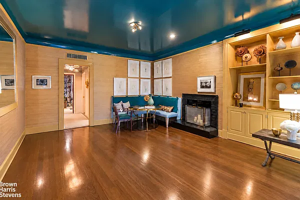 Living room, photo 6