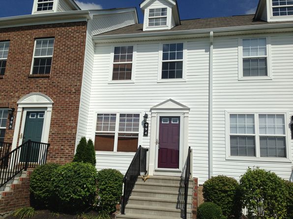 994 Hartford Village Blvd