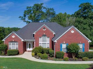 90 Lakeside Trl, Covington, GA 30016