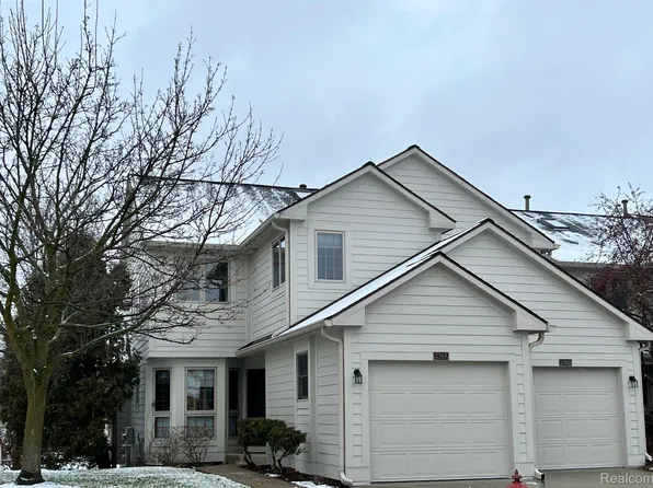 3368 Breckland Ct, Ann Arbor, MI 48108