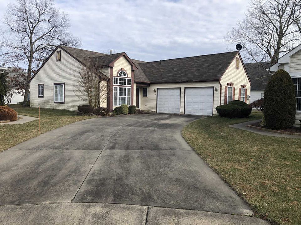 2nd image of 23 Angus Ct