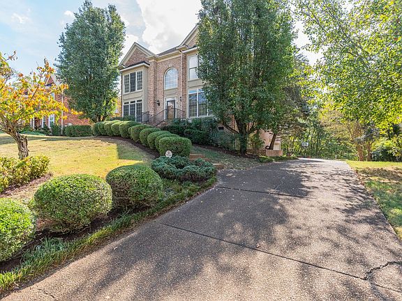 2nd image of 9472 Highwood Hill Rd