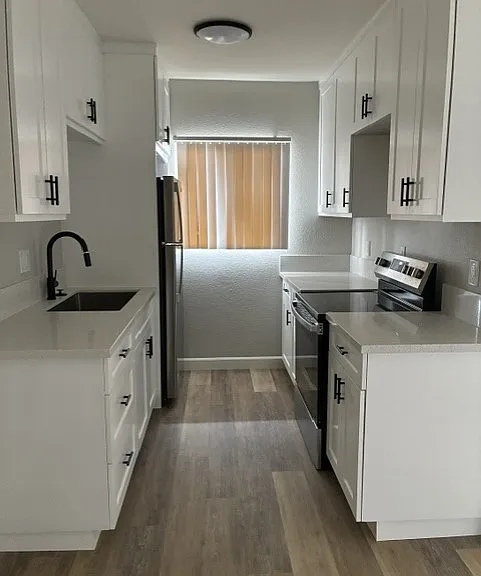 1035 Georgia St #I — Photo 2