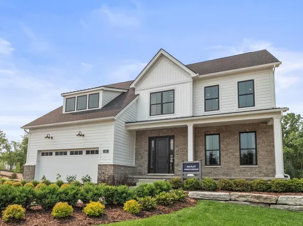 509 Concord Pines Dr, Ann Arbor, MI 48105