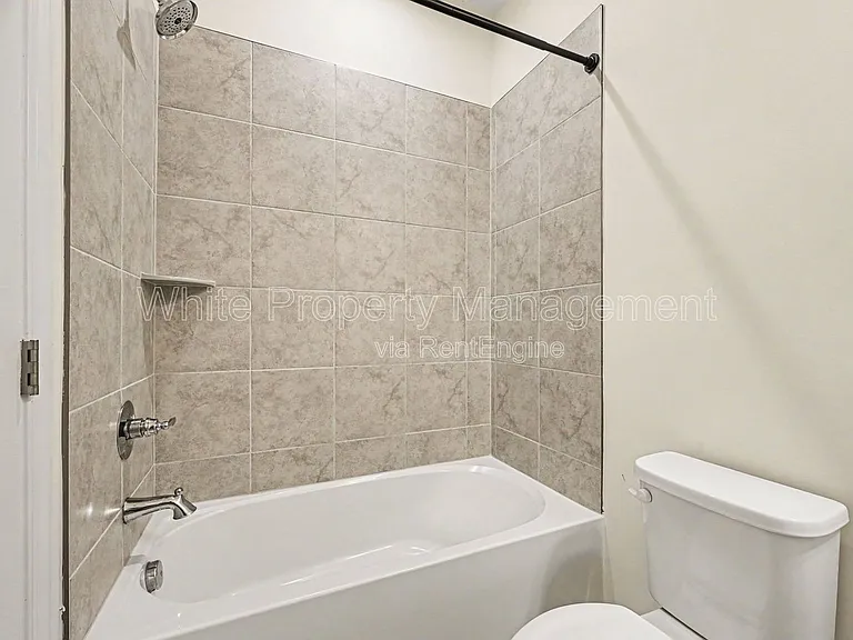 6222 Cleburne Ct — Photo 21