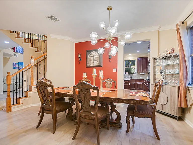 3706 Katie Ln — Photo 12