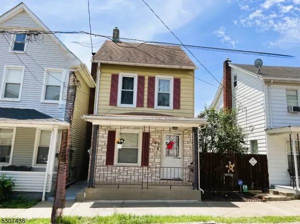 16 Lewis St, Phillipsburg Town, NJ 08865
