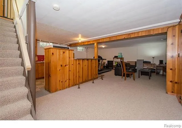 1811 Alhambra Dr — Photo 23