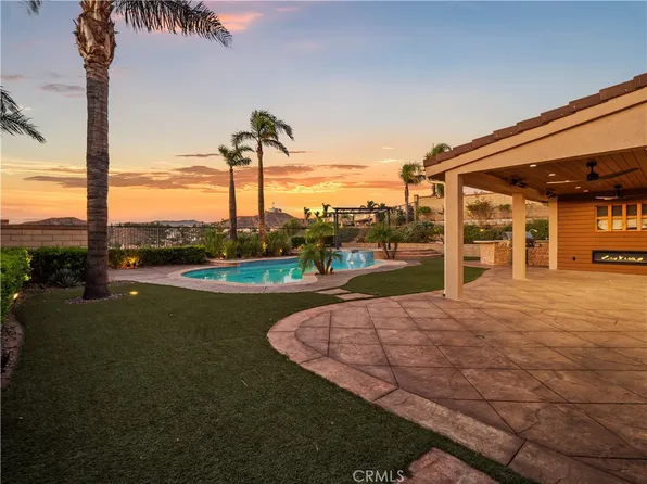 29461 Sequoia Rd, Canyon Country, CA 91387