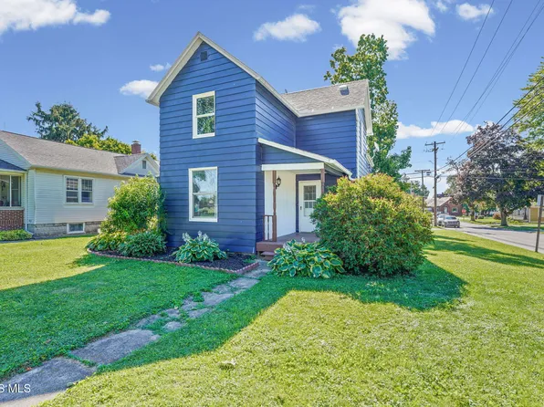 90 Grand Ave, Tiffin, OH 44883