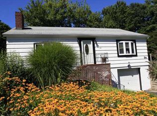 54 Hewitt St, Rochester, NY 14612