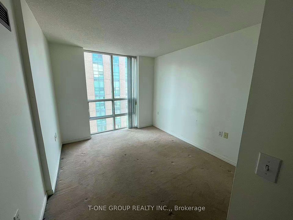 2nd image of 26 Olive Ave #Penthouse 6