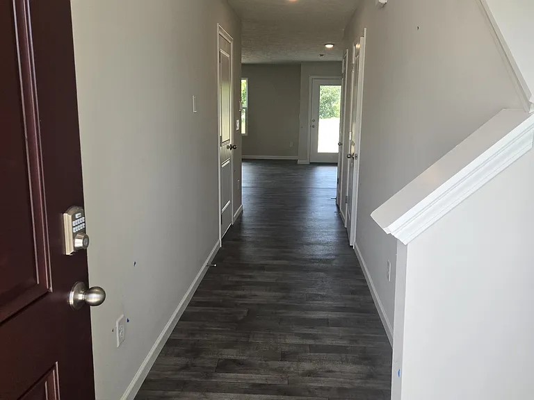 10327 Mae Ct — Photo 3