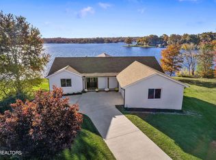 1224 Arrowhead Dr, Crossville, TN 38572
