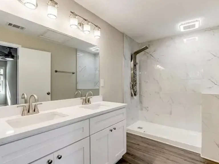 5250 Phoenix St — Photo 8