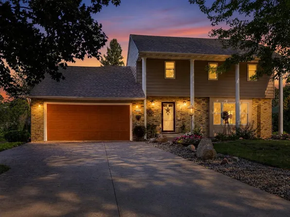 616 8th St SW, Faribault, MN 55021