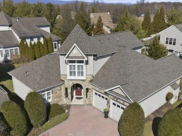 2656 Brook Valley Rd, Frederick, MD 21701