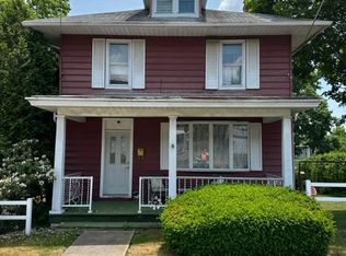 416 E Wiconisco Ave, Tower City, PA 17980