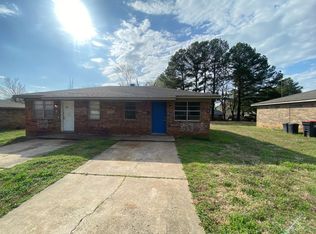 207 N 37th St, Van Buren, AR 72956