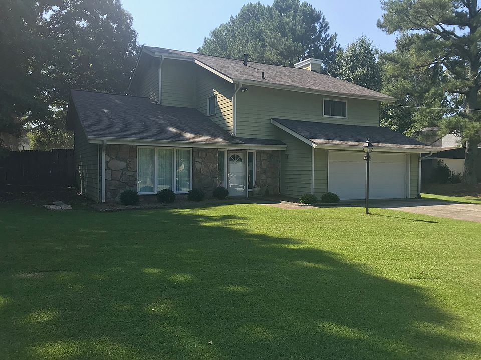1st image of 3830 Manor House Dr