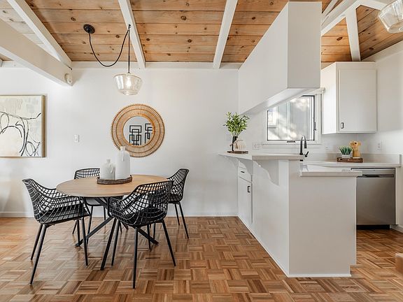 4th image of 148 Ridgeway Ave